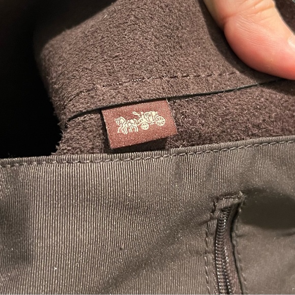 Coach Derby Tote in Black! Preowned-GUC!! - Picture 11 of 12